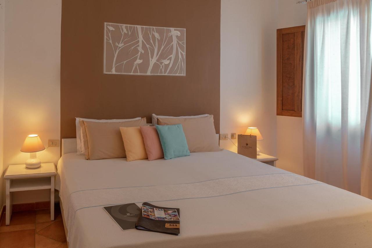 Boutique Hotel Sant'Andrea & Relais San Pantaleo Eksteriør billede