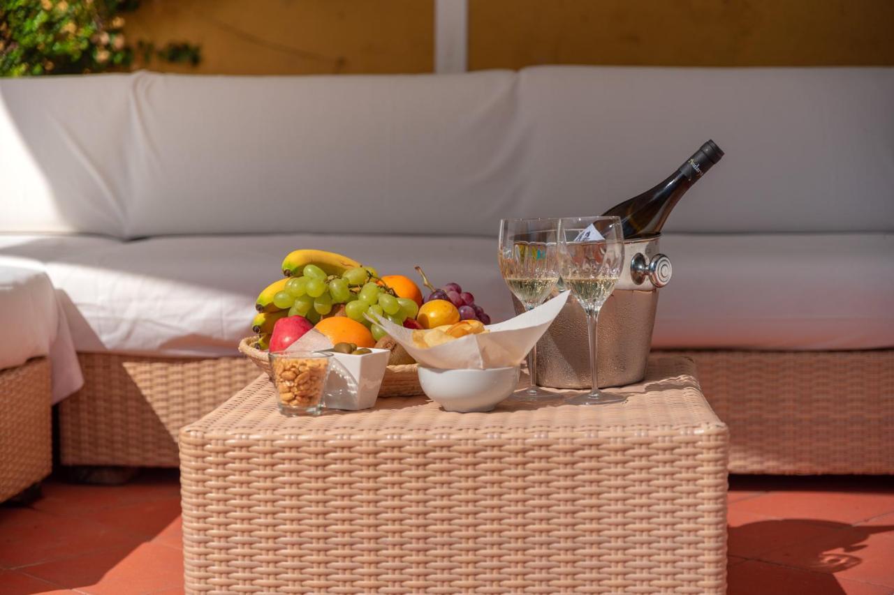 Boutique Hotel Sant'Andrea & Relais San Pantaleo Eksteriør billede
