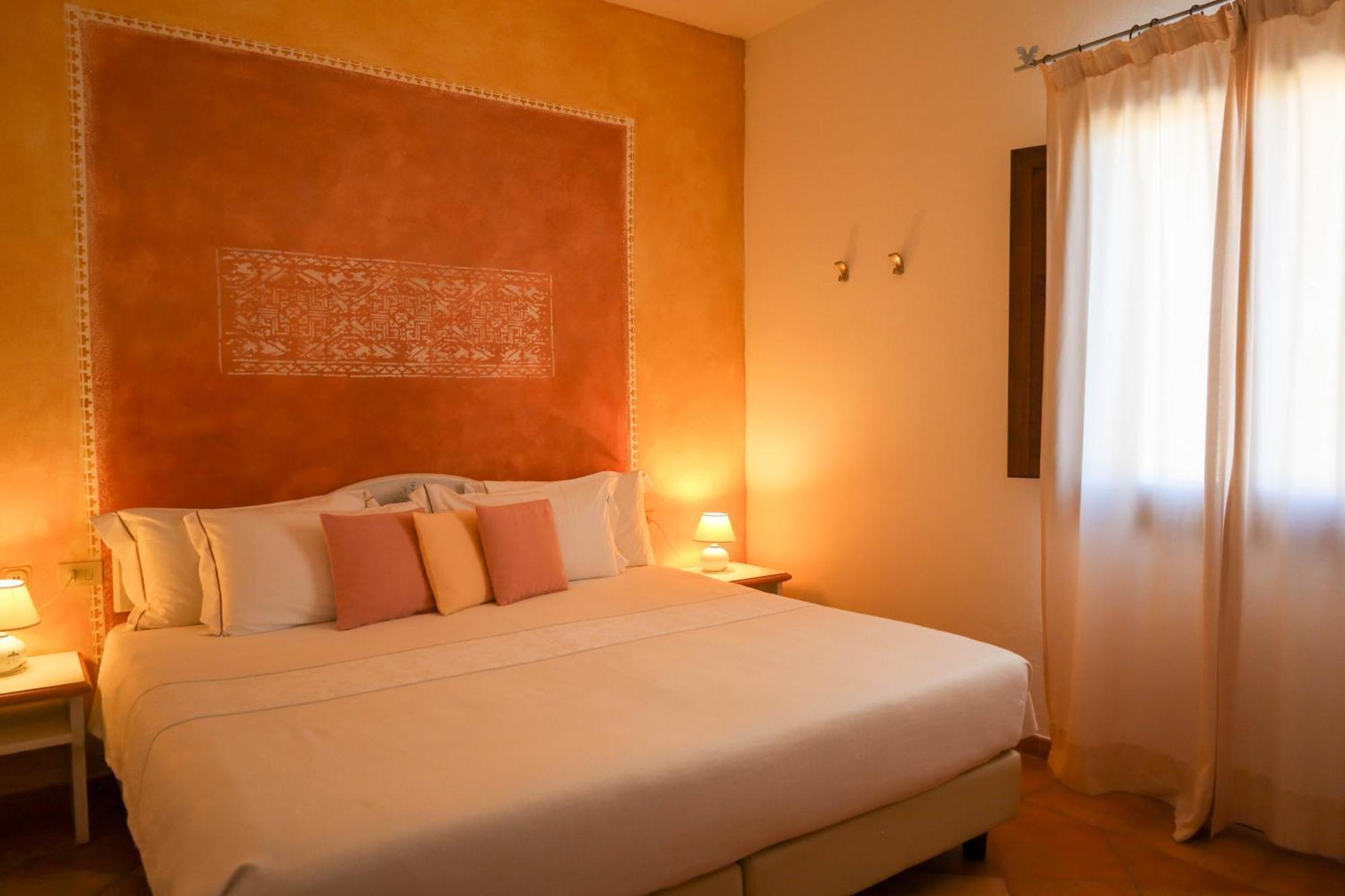 Boutique Hotel Sant'Andrea & Relais San Pantaleo Eksteriør billede
