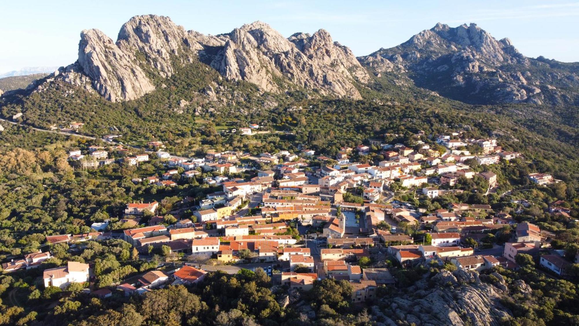 Boutique Hotel Sant'Andrea & Relais San Pantaleo Eksteriør billede