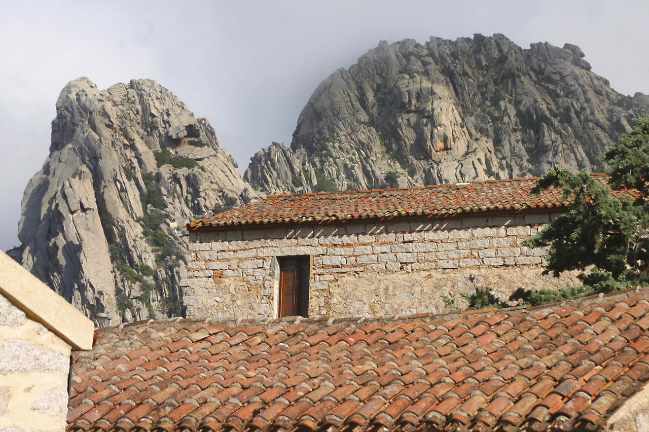 Boutique Hotel Sant'Andrea & Relais San Pantaleo Eksteriør billede