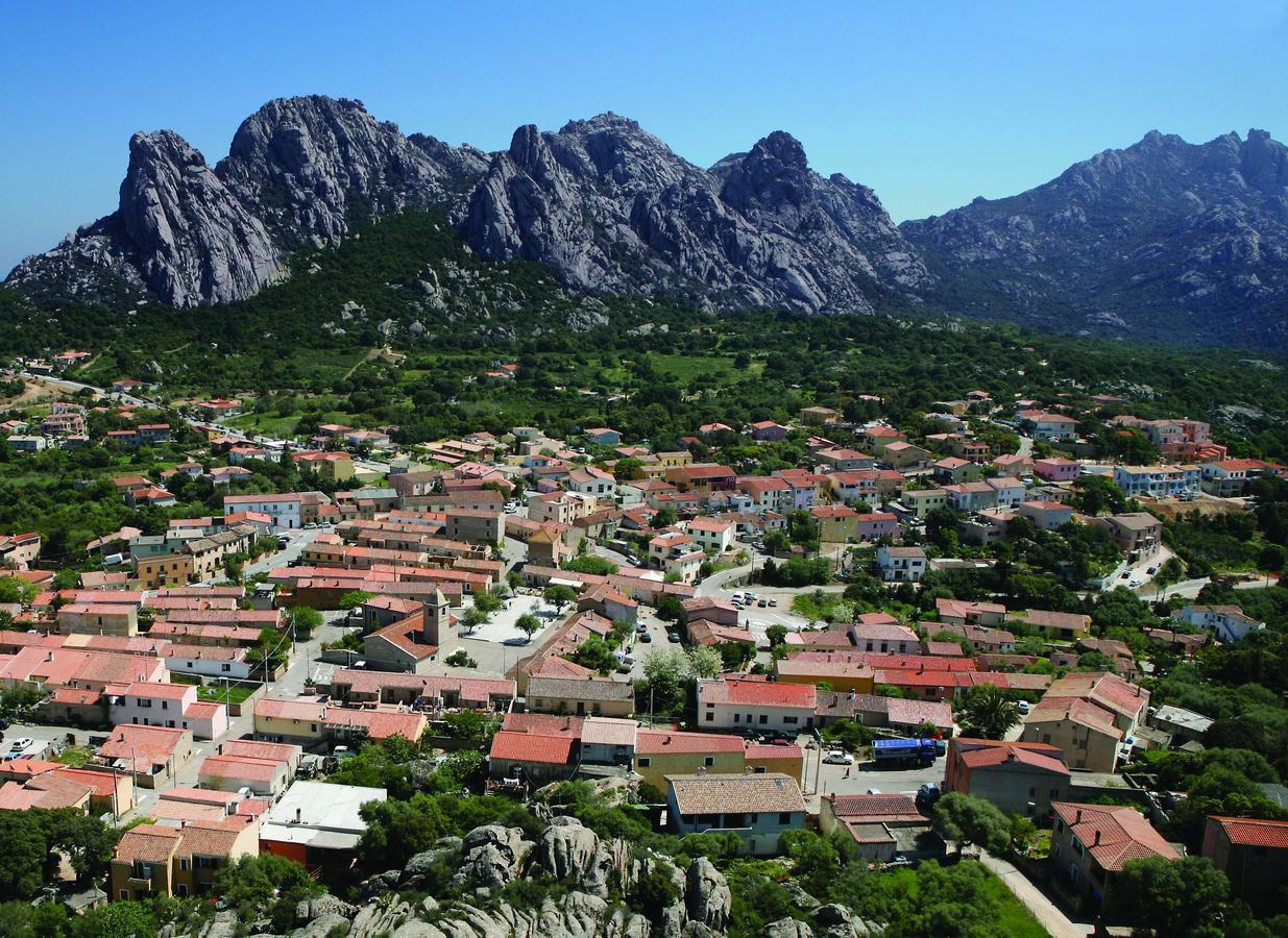 Boutique Hotel Sant'Andrea & Relais San Pantaleo Eksteriør billede