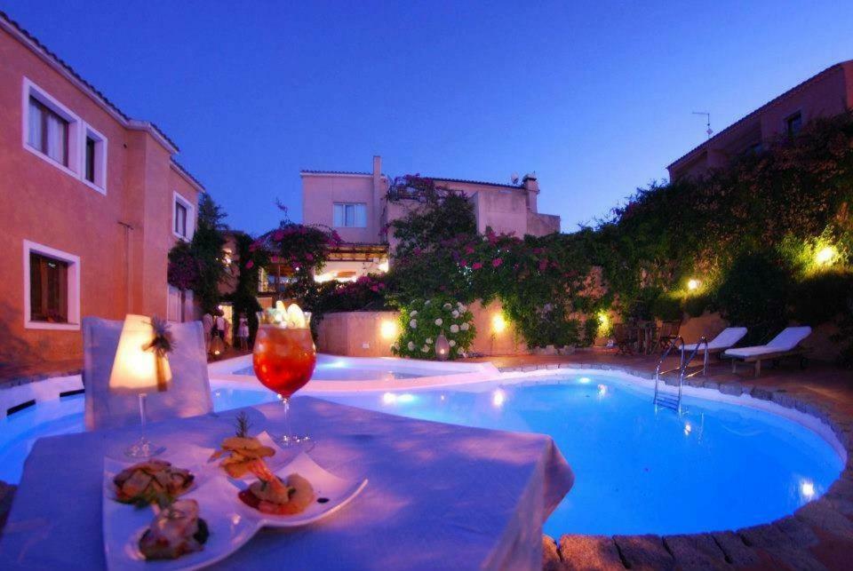 Boutique Hotel Sant'Andrea & Relais San Pantaleo Eksteriør billede