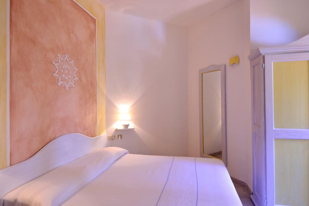 Boutique Hotel Sant'Andrea & Relais San Pantaleo Eksteriør billede