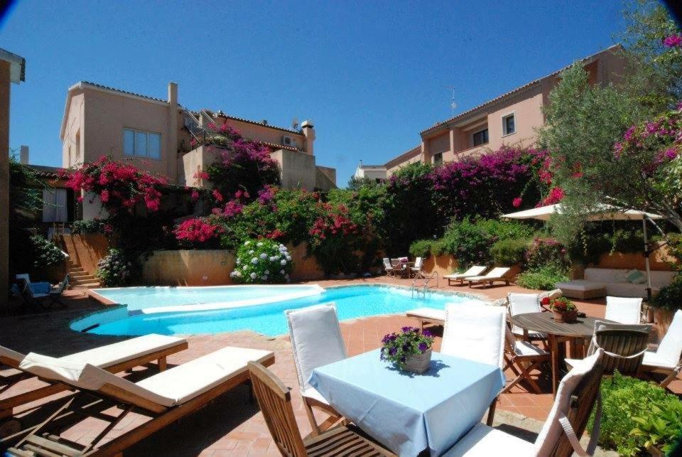 Boutique Hotel Sant'Andrea & Relais San Pantaleo Eksteriør billede